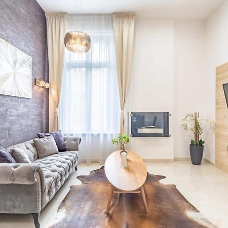 Splendid Perfectly Located Flat With Sauna Apartment Будапеща Екстериор снимка