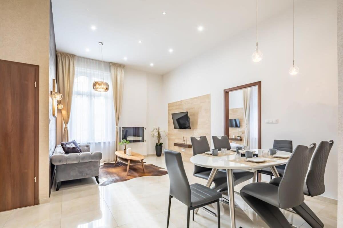 Splendid Perfectly Located Flat With Sauna Apartment Будапеща Екстериор снимка