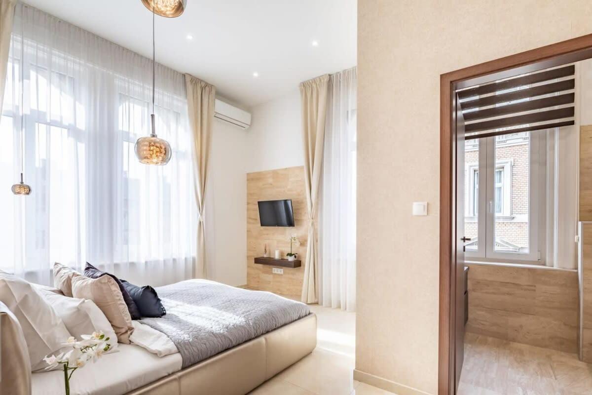 Splendid Perfectly Located Flat With Sauna Apartment Будапеща Екстериор снимка